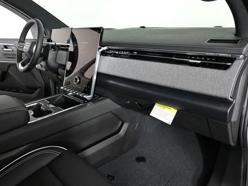 New 2026 GMC Sierra EV Elevation image 22