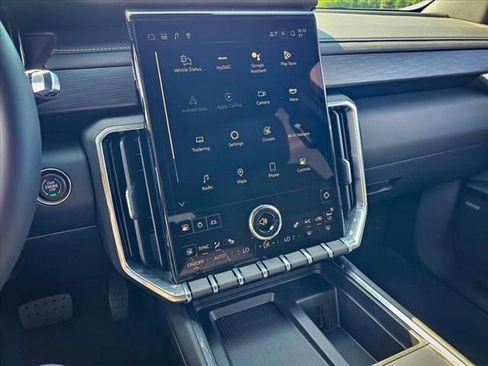 New 2025 GMC Acadia Elevation image 24