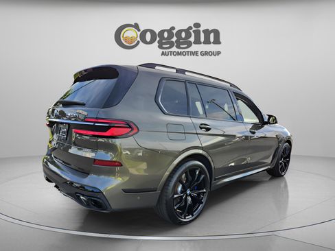 Used 2023 BMW X7 M60i w/ Executive Package image 5