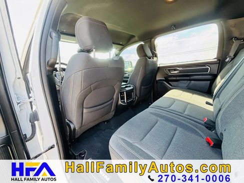 Used 2019 RAM 1500 Big Horn AWD/4WD image 22