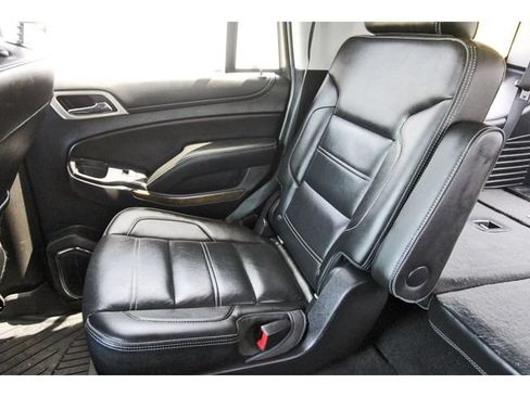 Used 2018 GMC Yukon Denali w/ Denali Ultimate Package RWD image 11