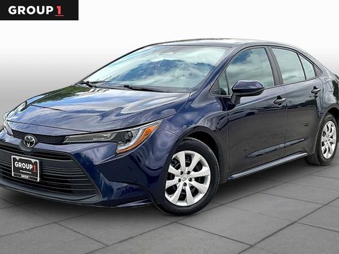 Used 2024 Toyota Corolla LE FWD image 1