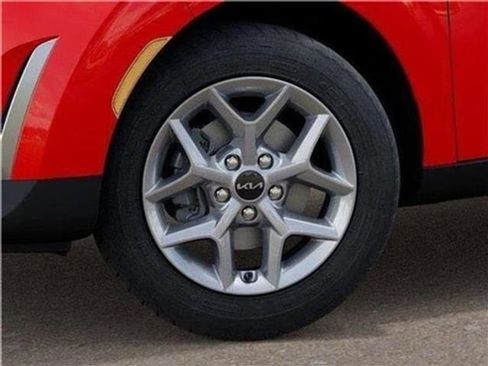 New 2025 Kia Soul S image 90
