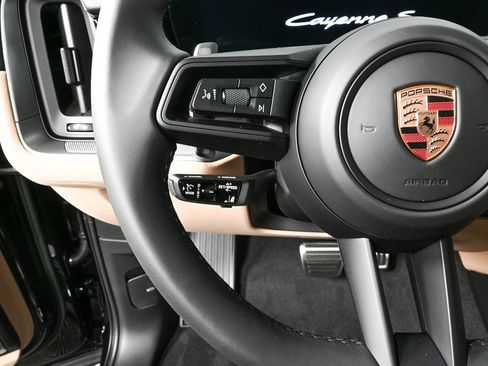 New 2025 Porsche Cayenne S image 12