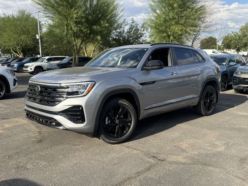 New 2026 Volkswagen Atlas Cross Sport SEL R-Line image 22