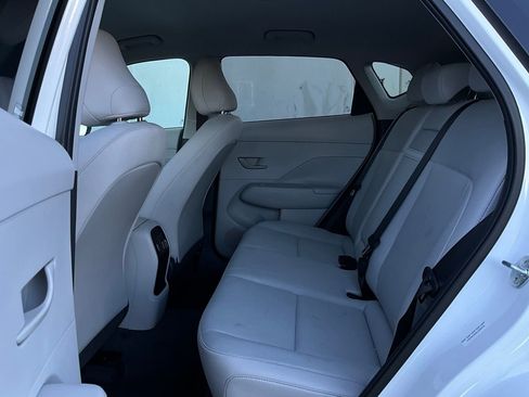 Used 2025 Hyundai Kona SEL image 12