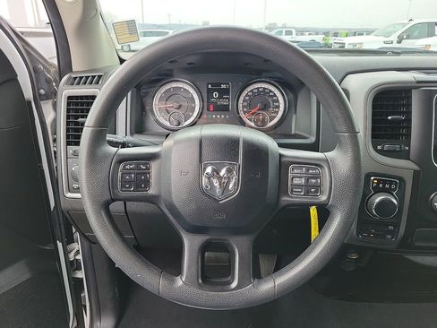 Used 2019 RAM 1500 Express image 19