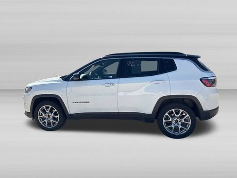 Used 2025 Jeep Compass Limited AWD/4WD image 6