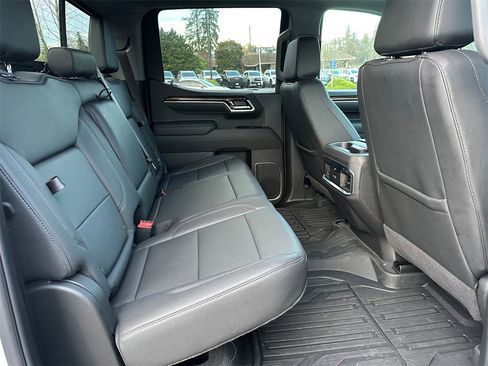 Used 2025 GMC Sierra 1500 Elevation w/ Elevation Premium Package image 13