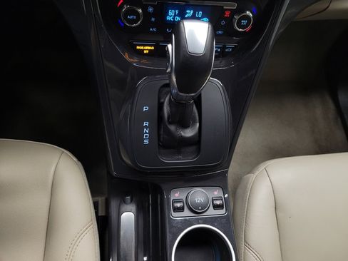 Used 2015 Ford Escape Titanium w/ Equipment Group 301A FWD image 26