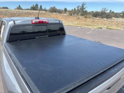 Used 2023 Chevrolet Colorado LT w/ LT Convenience Package II RWD image 14