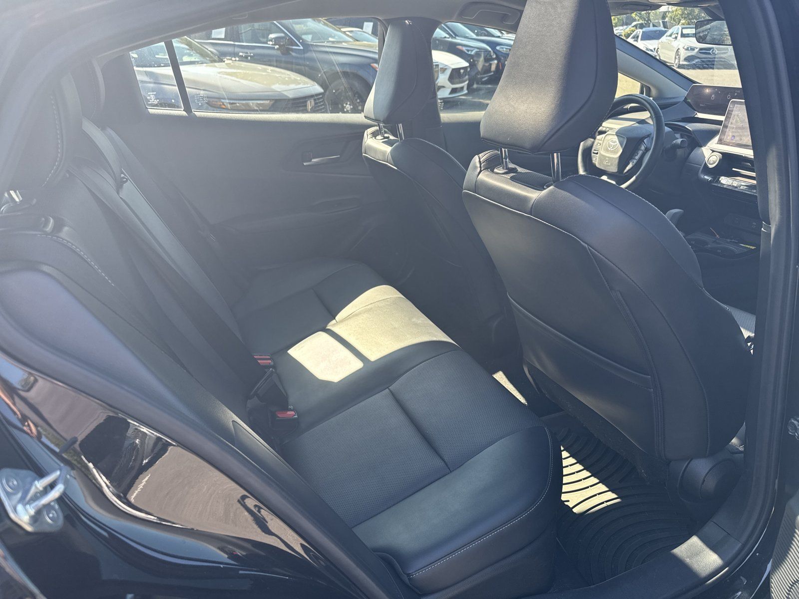 Used 2024 Toyota Prius XLE AWD/4WD image 10