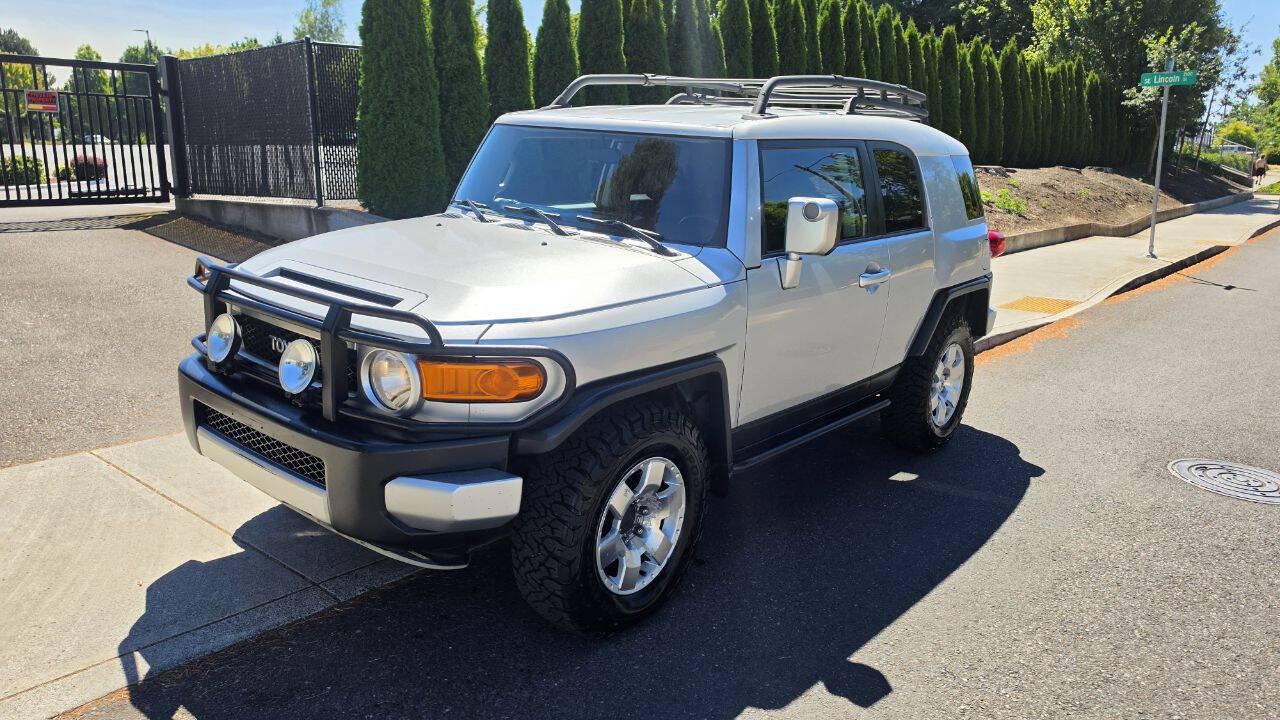 Used 2007 Toyota FJ Cruiser 4WD image 1