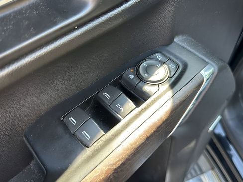 Used 2020 GMC Sierra 1500 Denali w/ Denali Premium Package image 23