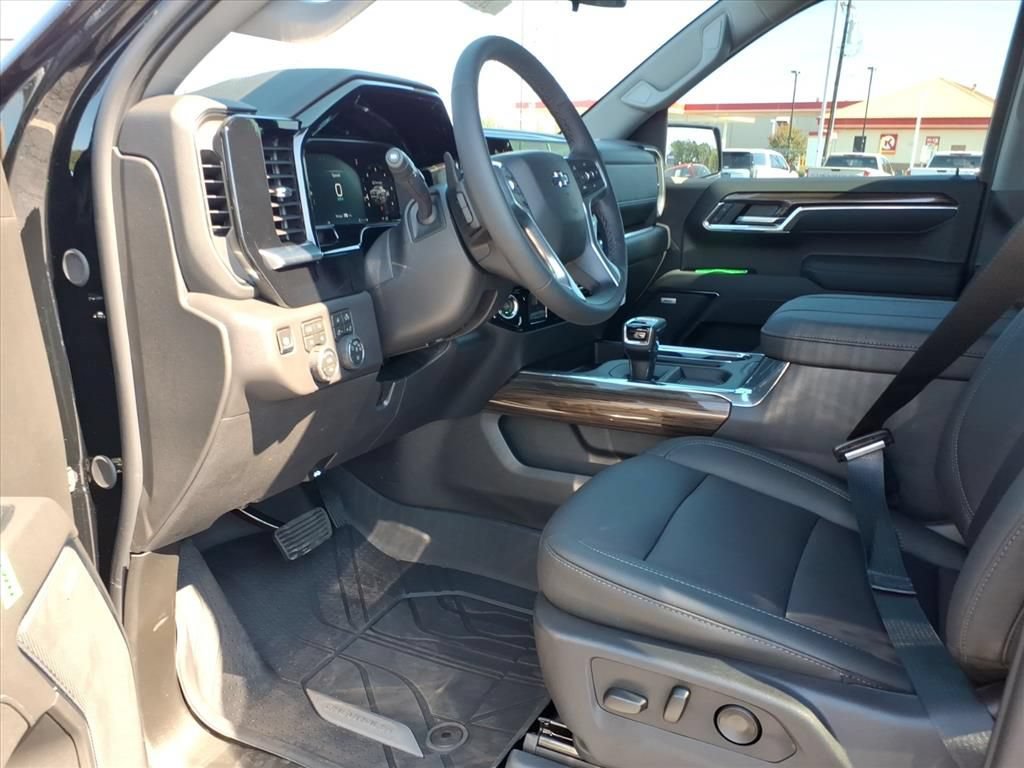 New 2026 Chevrolet Silverado 1500 RST w/ Safety Package AWD/4WD image 11