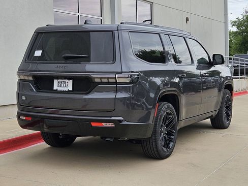 New 2026 Jeep Grand Wagoneer Limited AWD/4WD image 3