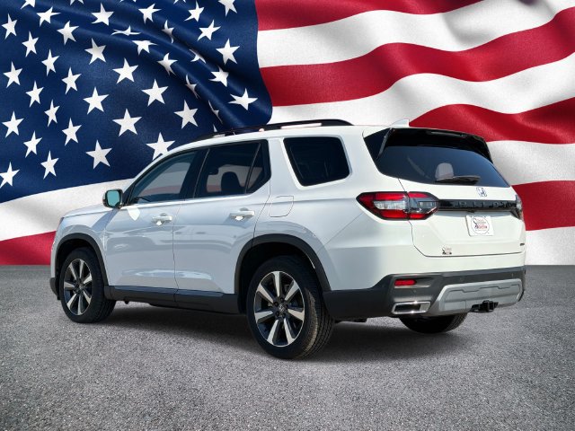 Used 2025 Honda Pilot Touring image 9