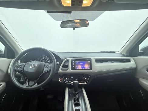 Used 2018 Honda HR-V EX image 19