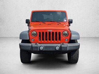 Used 2015 Jeep Wrangler Unlimited Rubicon w/ Connectivity Group AWD/4WD video 2