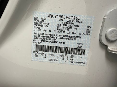 Used 2025 Ford Explorer ST w/ Sun And Sound Package AWD/4WD image 17