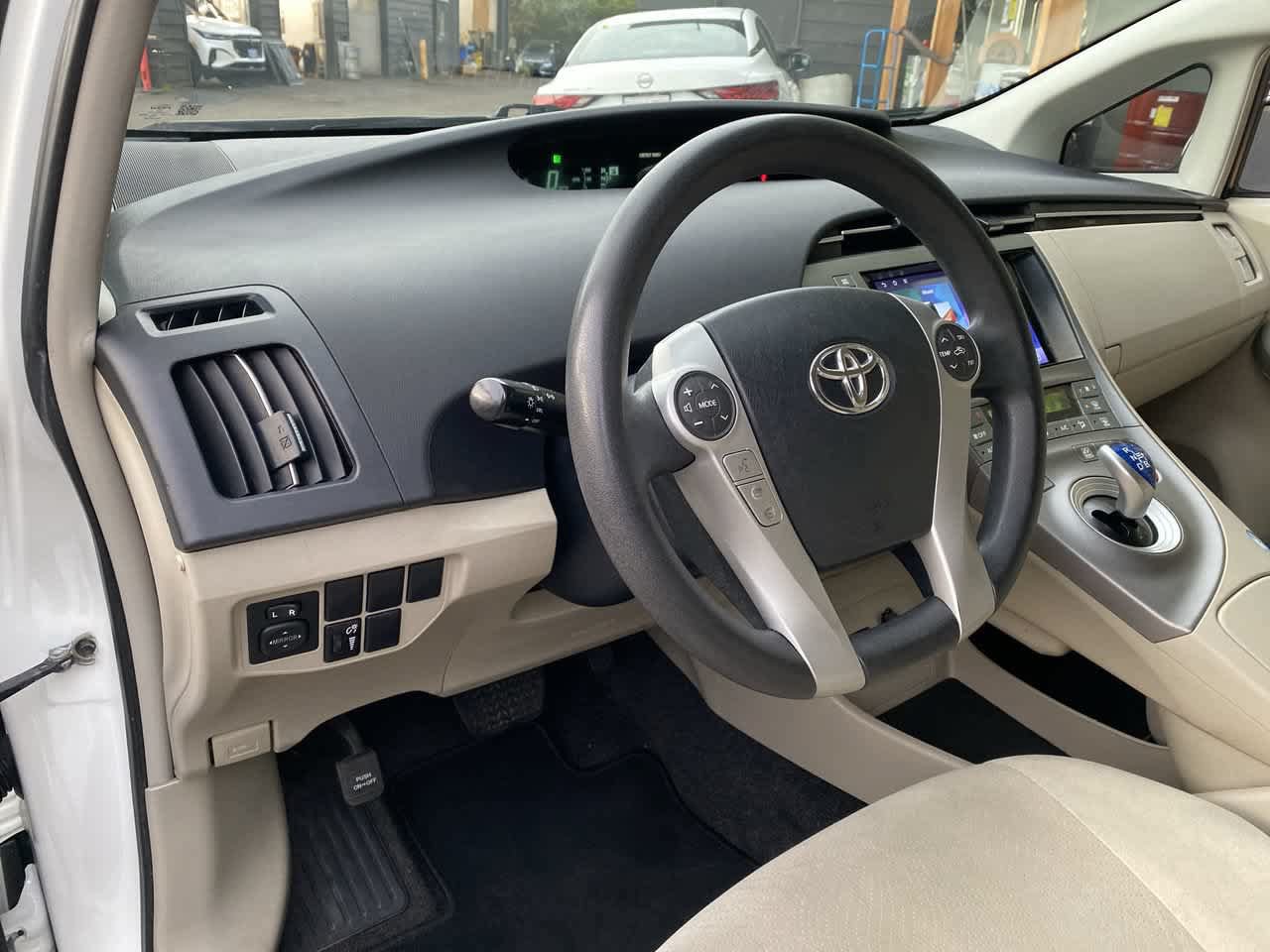 Used 2014 Toyota Prius Three FWD image 2
