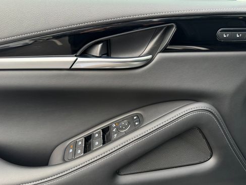 Used 2023 INFINITI QX60 Pure image 31