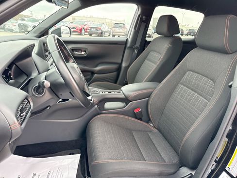 Used 2025 Honda HR-V Sport image 13