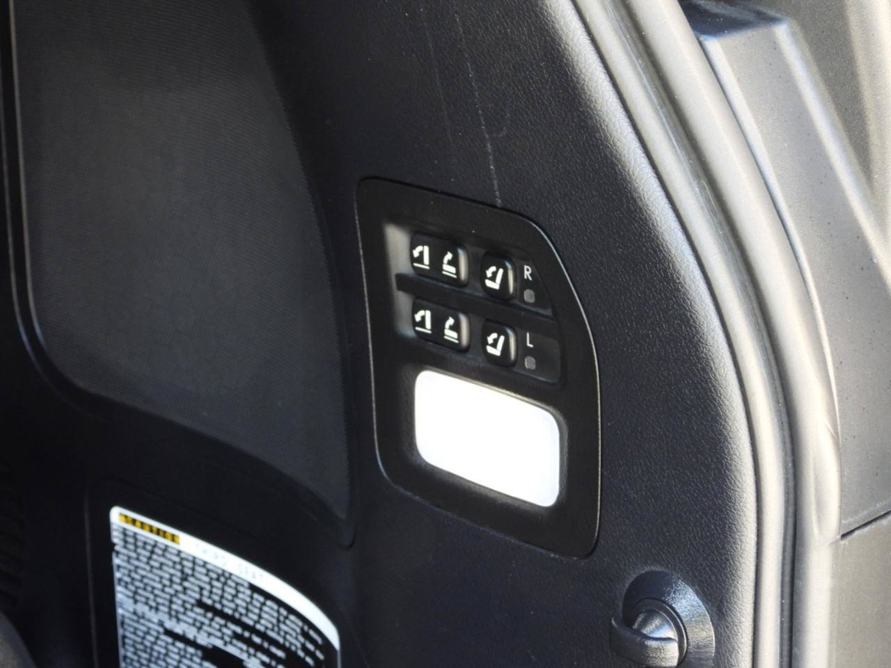 Used 2016 Lexus LX 570 4WD image 62