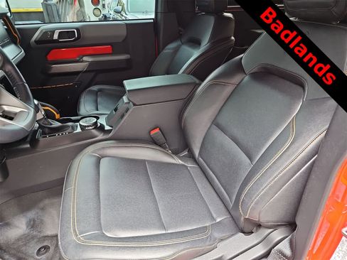 Used 2023 Ford Bronco Badlands image 15