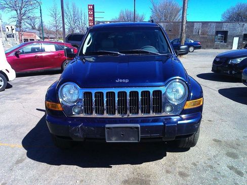 Used 2004 Jeep Liberty Sport w/ PWR Convenience Group image 4