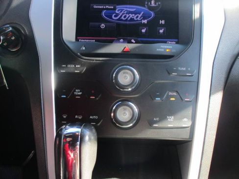 Used 2013 Ford Explorer XLT FWD image 12