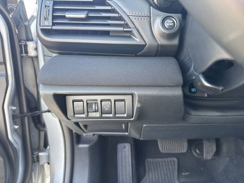 Certified 2025 Subaru Outback Premium image 26