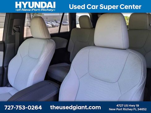 Used 2024 Lexus TX 350 AWD w/ Captains Chair Package image 7