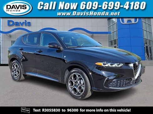 Used 2024 Alfa Romeo Tonale Ti AWD/4WD image 1