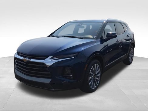 Used 2022 Chevrolet Blazer Premier w/ Enhanced Convenience Package AWD/4WD image 4