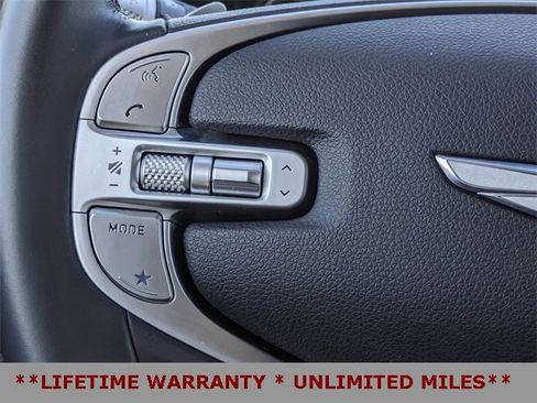 Used 2025 Genesis GV70 2.5T image 29