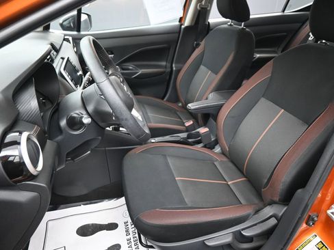 Used 2022 Nissan Versa SR w/ Convenience Package FWD image 29