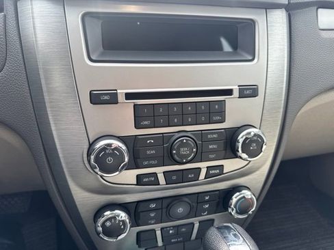 Used 2012 Ford Fusion SE FWD image 22