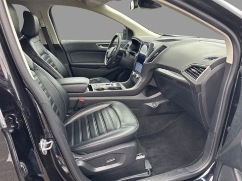 Certified 2024 Ford Edge SEL image 9
