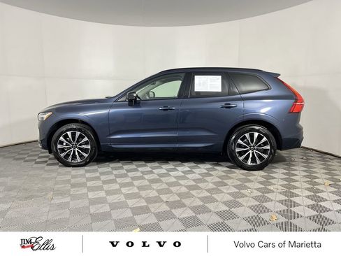 Used 2025 Volvo XC60 B5 Plus w/ Climate Package image 6