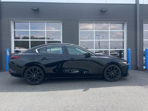 Used 2024 MAZDA MAZDA3 s image 4