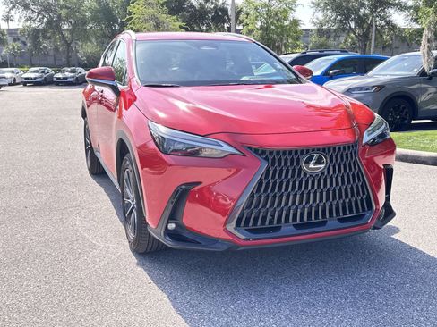 Used 2023 Lexus NX 250 FWD w/ Towing Package (2000 Lbs) image 8