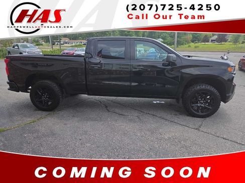 Used 2021 Chevrolet Silverado 1500 Custom Trail Boss w/ Midnight Edition AWD/4WD image 5