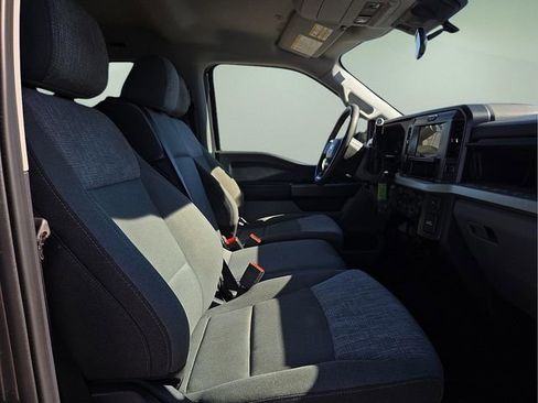 Used 2025 Ford F250 XLT image 13