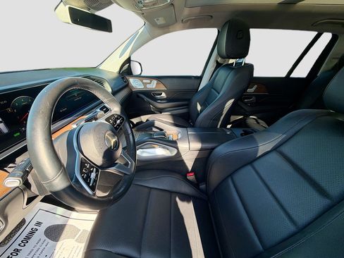 Used 2020 Mercedes-Benz GLS 450 4MATIC image 21