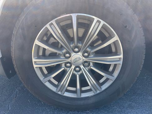 Used 2019 Cadillac XT5 Luxury image 7