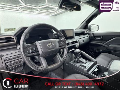 Used 2024 Toyota Tacoma SR image 16