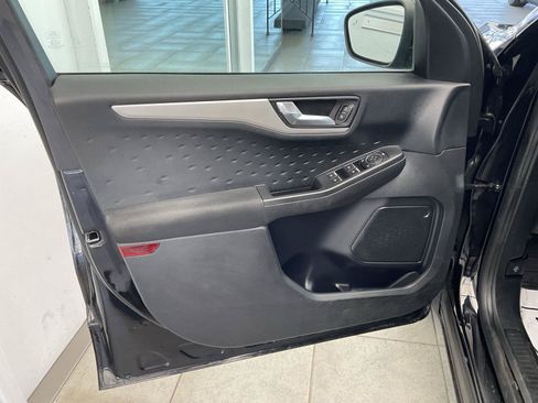 Used 2020 Ford Escape SE AWD/4WD image 9