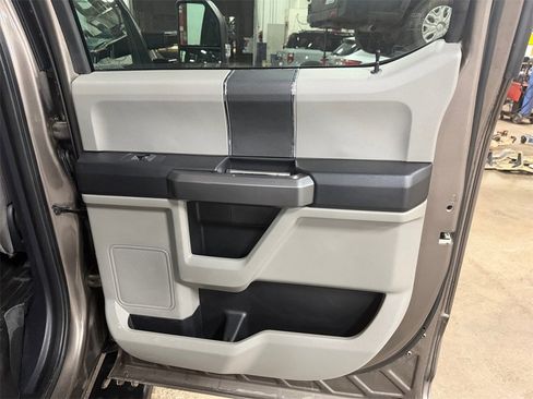 Used 2020 Ford F250 XLT w/ XLT Value Package image 20