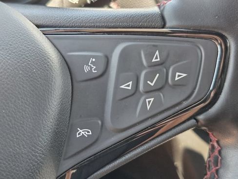 Used 2023 Chevrolet Equinox RS FWD image 23